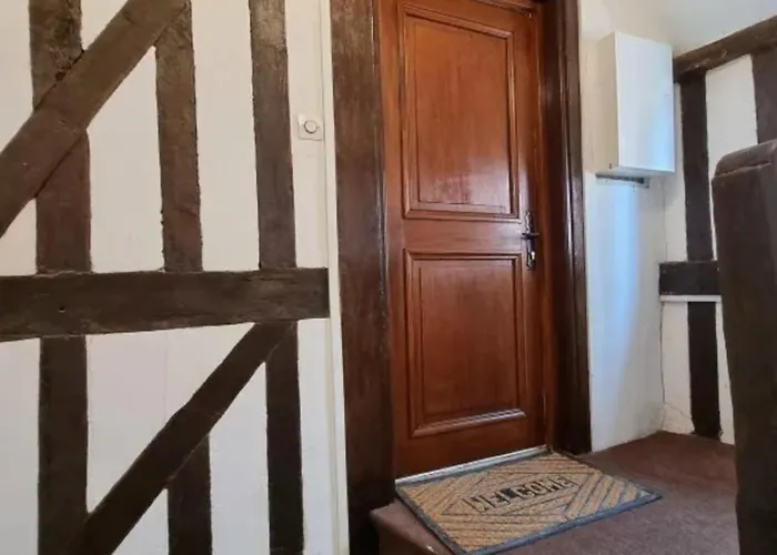 La Capucine Lovely Center * Ονφλέρ